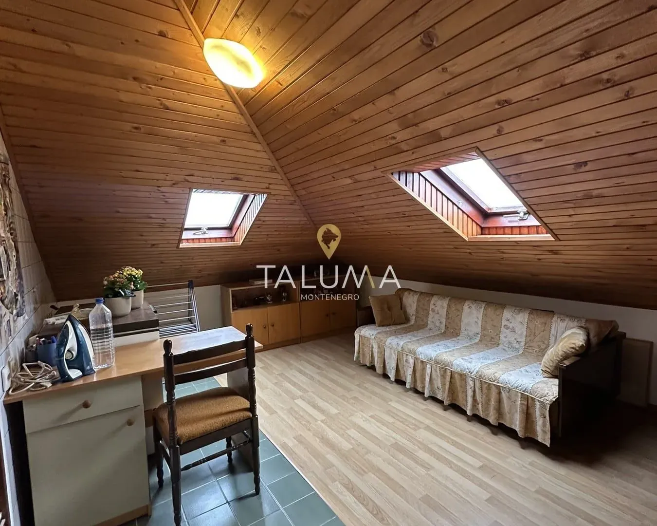 Prodaja, trosoban stan, 132m², Centar, Podgorica