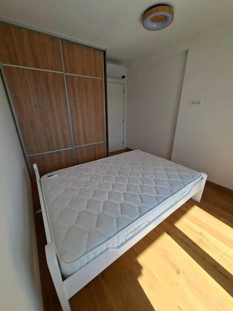 Prodaja, jednosoban stan, 57m², Tološka šuma, Podgorica