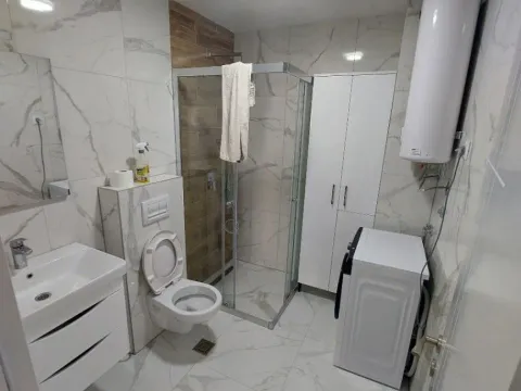 Izdavanje, jednosoban stan, 60m², Zagorič, Podgorica - image 6