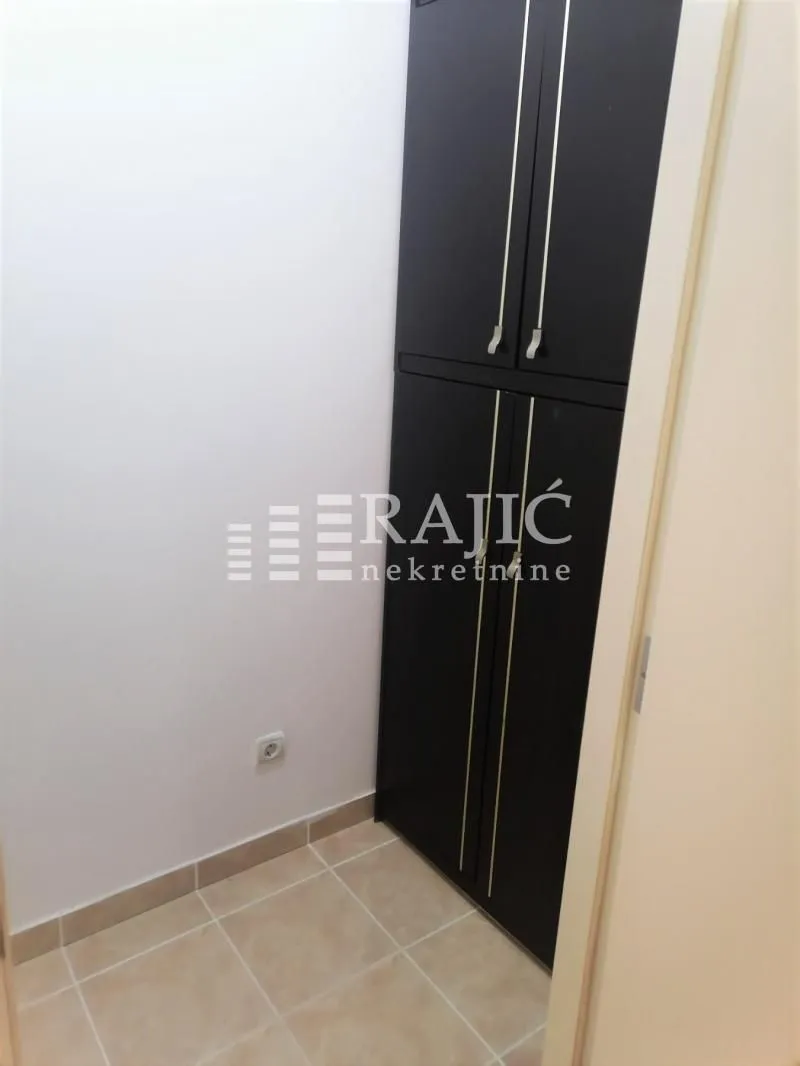 Rent, three bedroom apartment, 70m², Savski Venac, Beograd