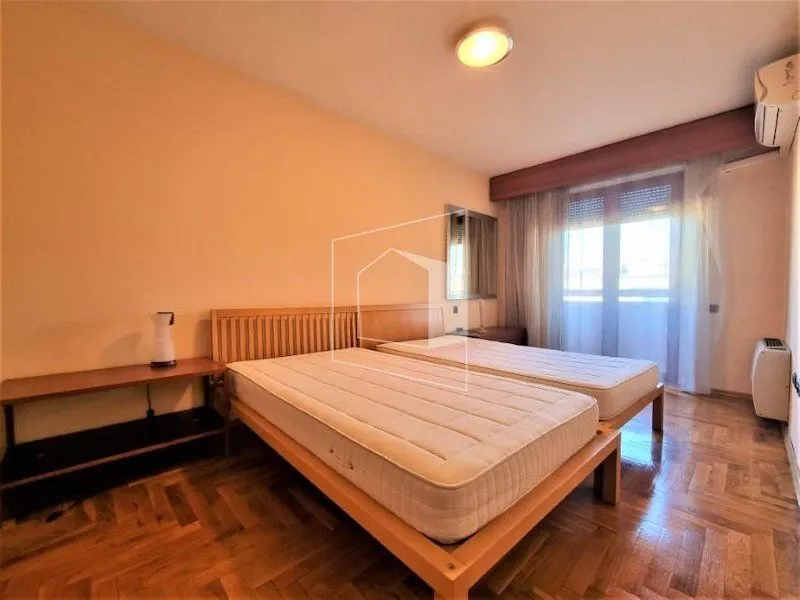 Prodaja, stan, 280m², Preko Morače, Podgorica