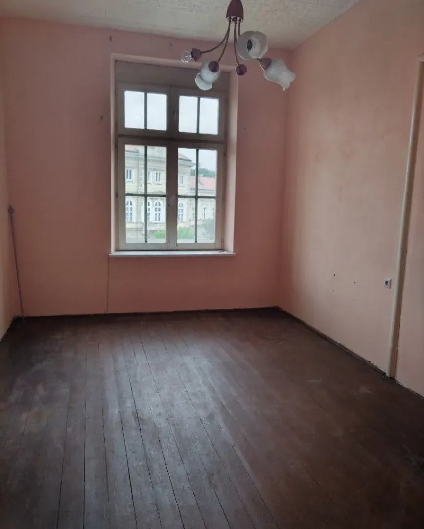 Izdavanje, trosoban stan, 70m², Centar, Smederevo