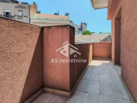 Izdavanje, trosoban stan, 128m², Stari Grad, Beograd - image 15