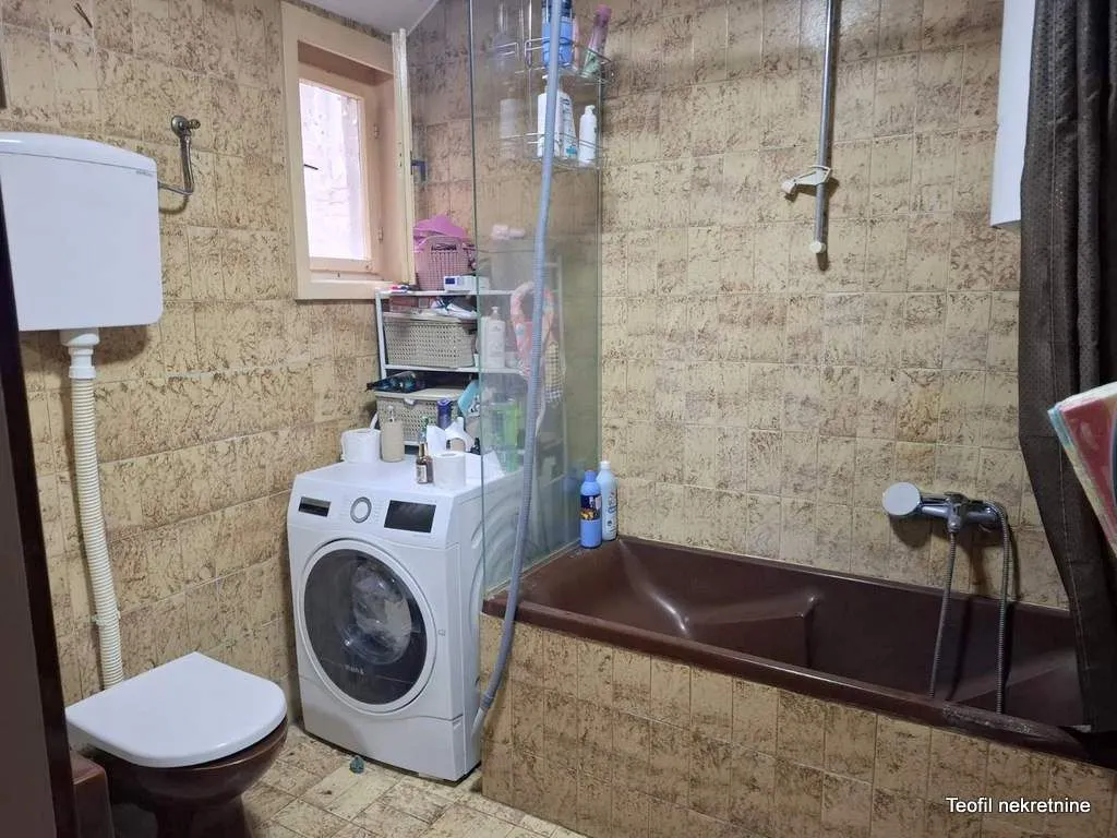 Sale, three bedroom apartment, 80m², Gundulićev Venac, Beograd