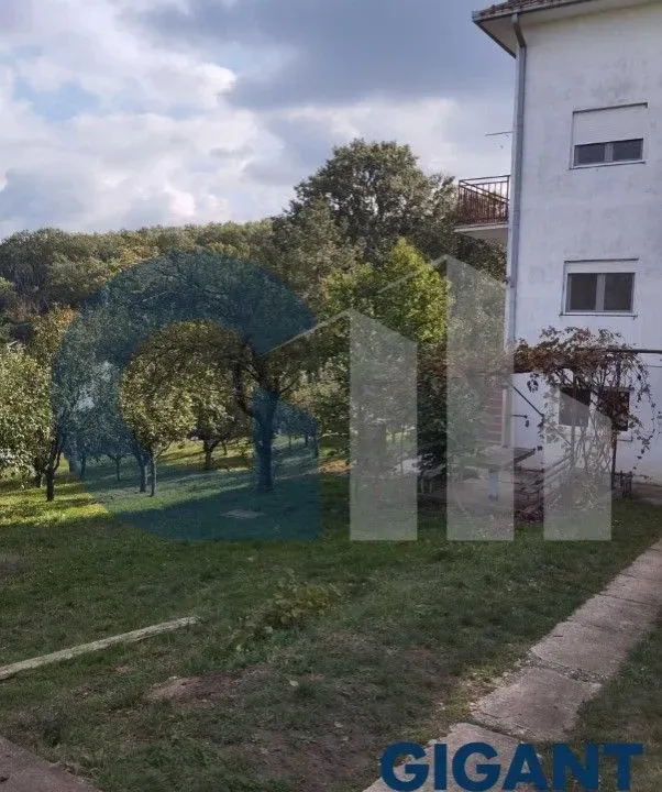 Prodaja, kuća, 207m², Mala Ivanča, Sopot