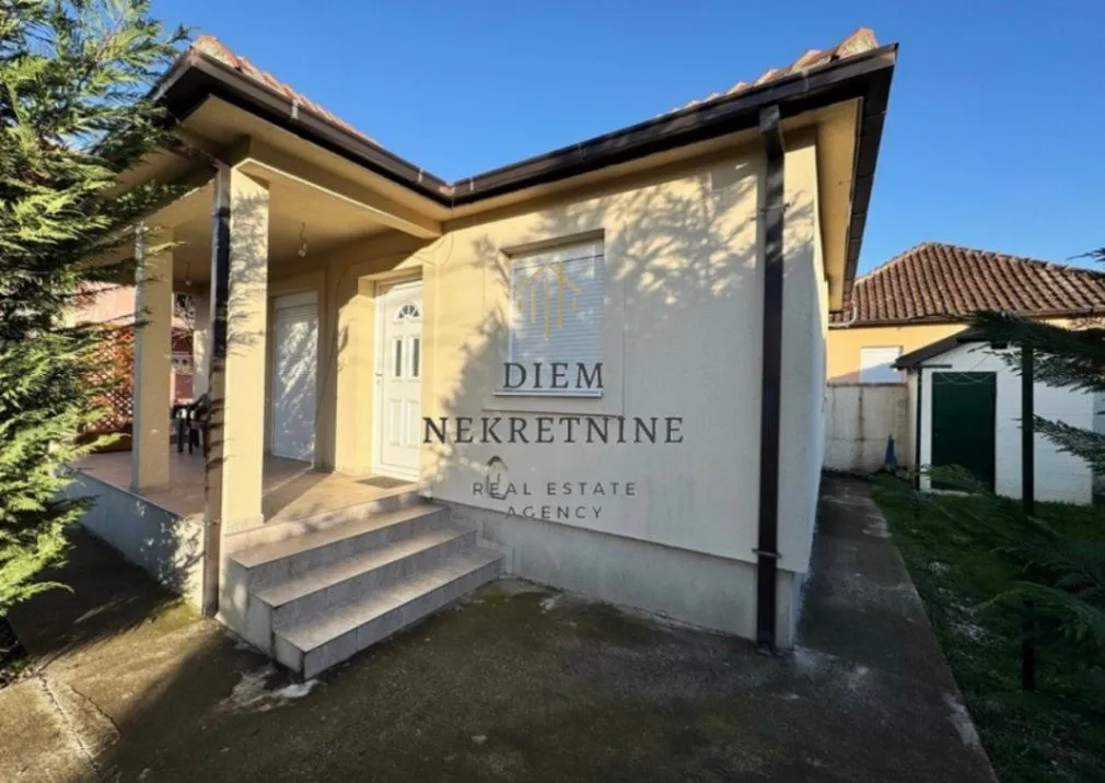 Izdavanje, kuća, 70m², Velje Brdo, Podgorica