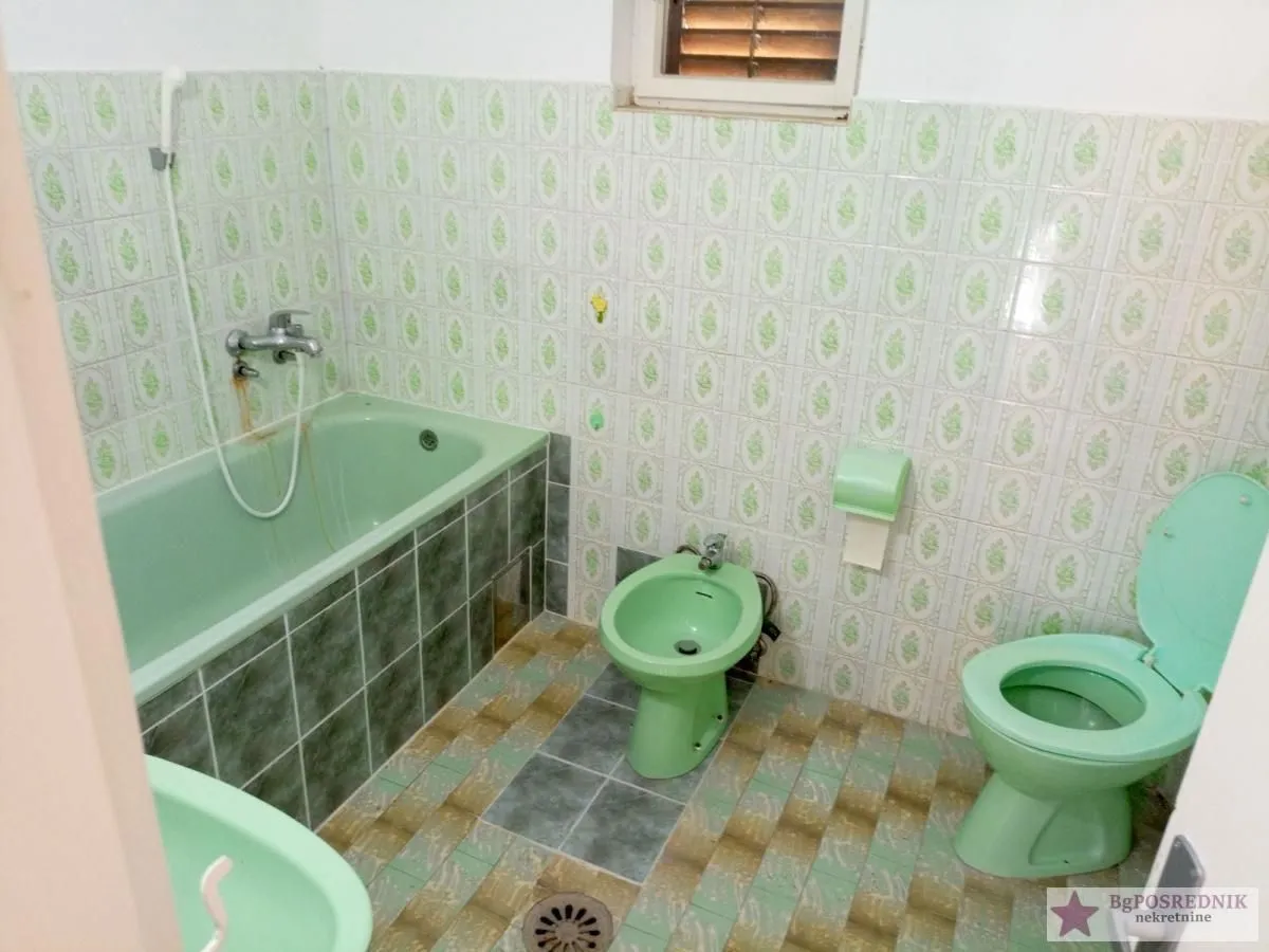 Prodaja, kuća, 280m², Novi Slankamen, Inđija