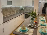 Prodaja, dvosoban stan, 94m2, Komoševina, Budva