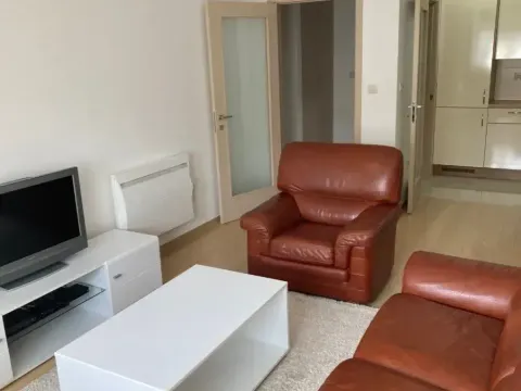 Rent, two bedroom apartment, 71m², City Kvart, Podgorica - image 5