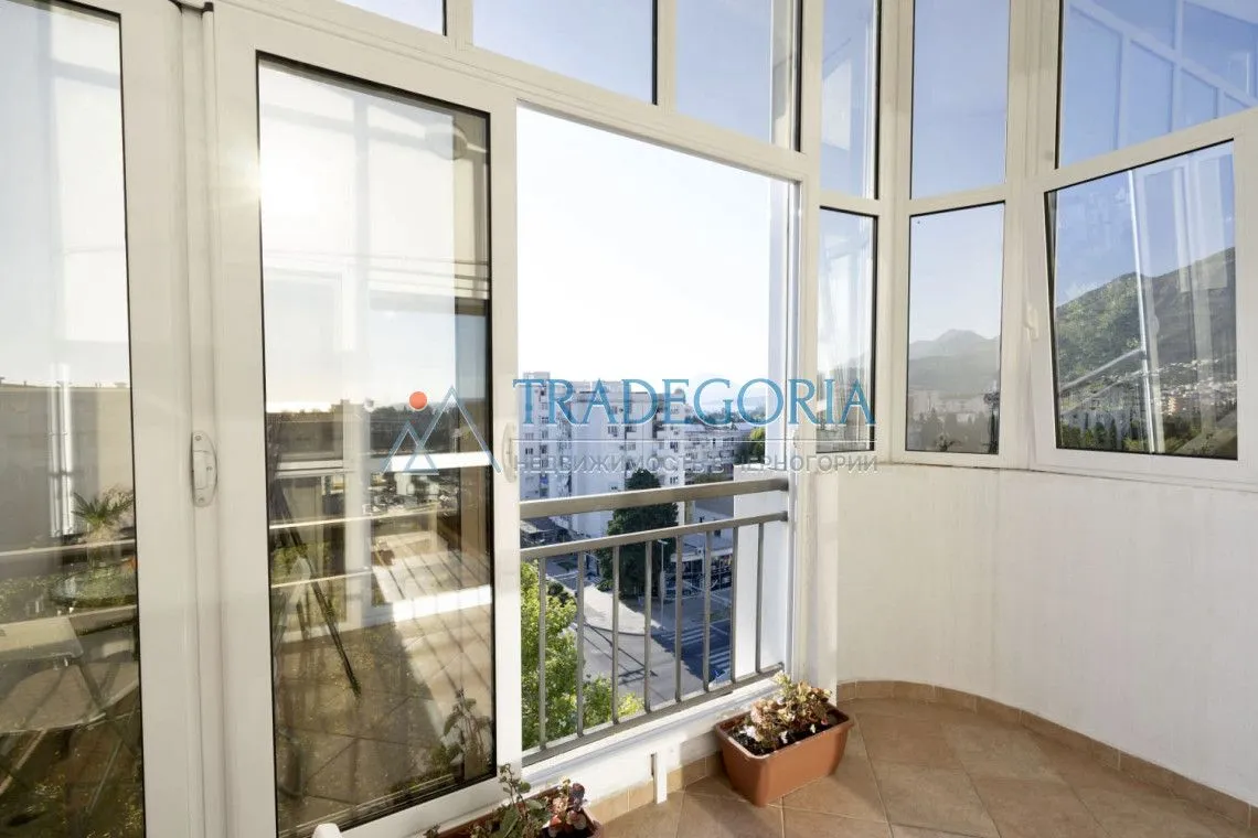 Prodaja, trosoban stan, 103m², Bar, Crna Gora