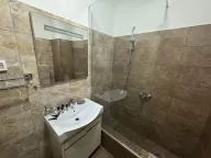 Rent, three bedroom apartment, 115m², Bečići, Budva - image 12