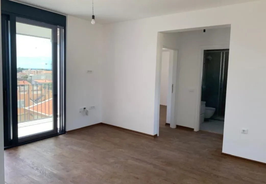 Sale, two bedroom apartment, 60m², Ilino, Bar