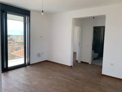 Sale, two bedroom apartment, 60m², Ilino, Bar