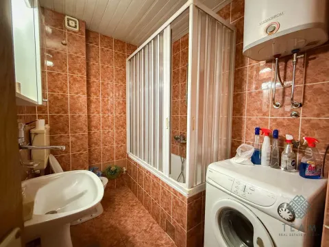 Izdavanje, poslovni prostor, 36m², Centar, Podgorica - image 6