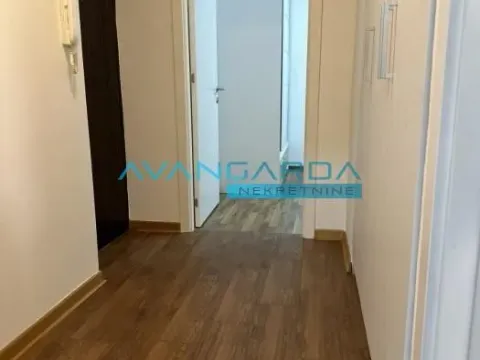 Izdavanje, stan, 47m², Stari Merkator, Novi Beograd Sve Podlokacije - image 2