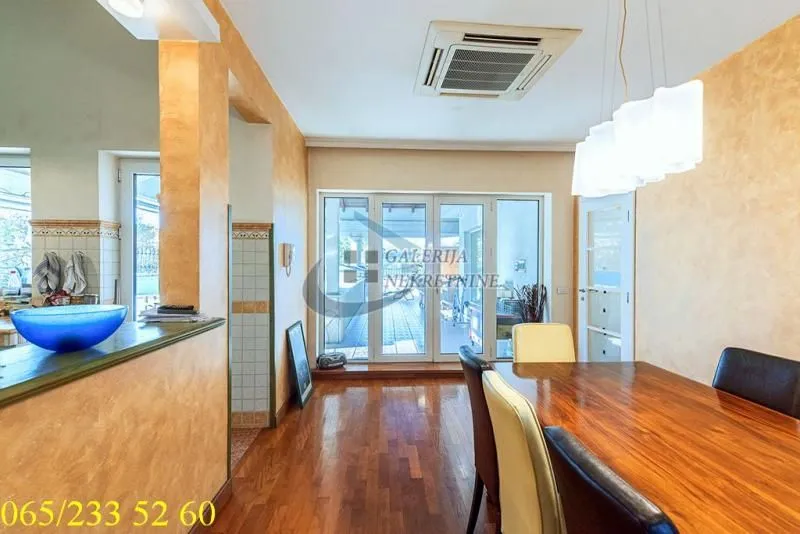 Sale, apartment, 375m², Voždovac Sve Podlokacije, Beograd