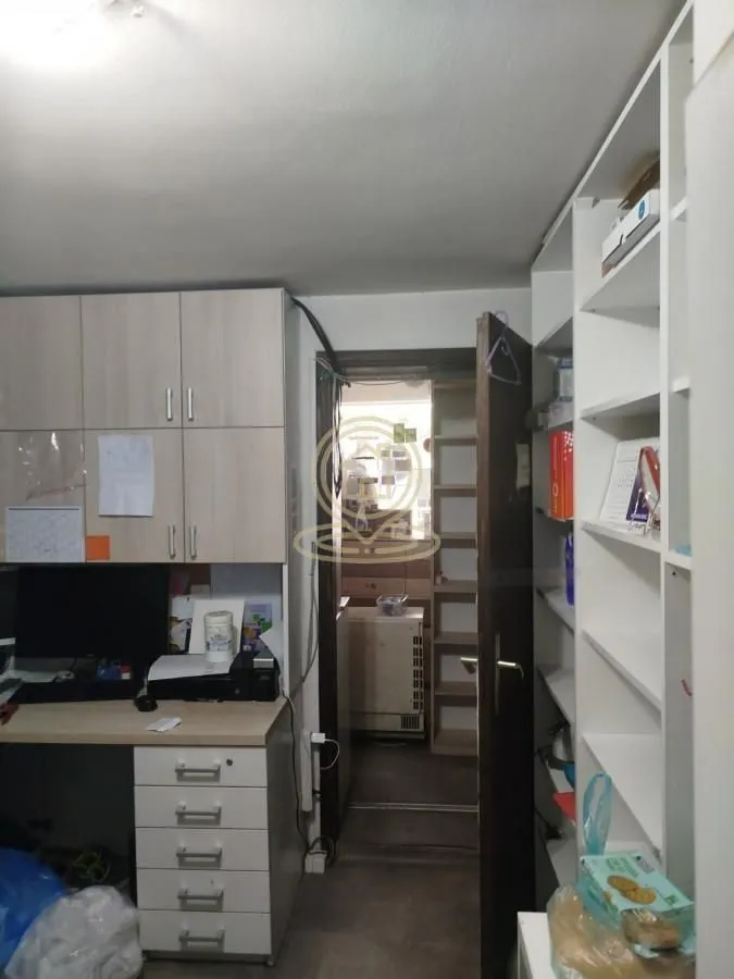 Rent, office space, 36m², Medijana, Niš