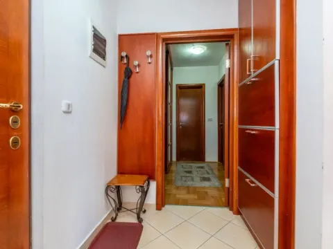 Izdavanje, dvosoban stan, 68m², Preko Morače, Podgorica - image 11