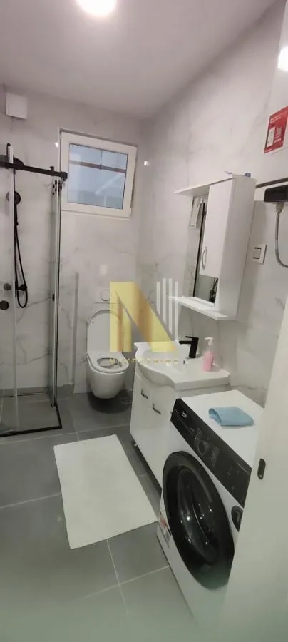 Izdavanje, jednosoban stan, 32m², Centar, Novi Sad