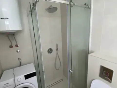 Izdavanje, dvosoban stan, 60m², City Kvart, Podgorica - image 2