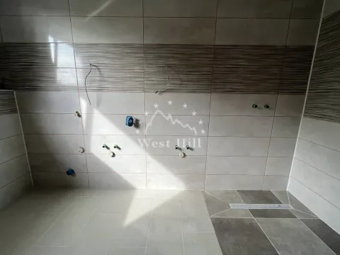 Prodaja, kuća, 155m², Bar, Crna Gora - image 24