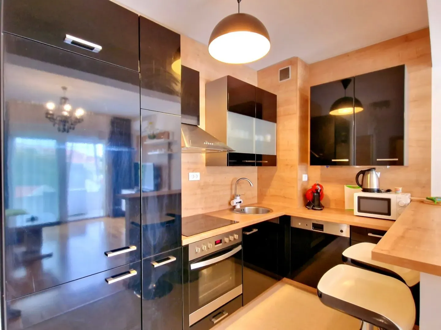 Izdavanje, jednosoban stan, 46m², Bečići, Budva