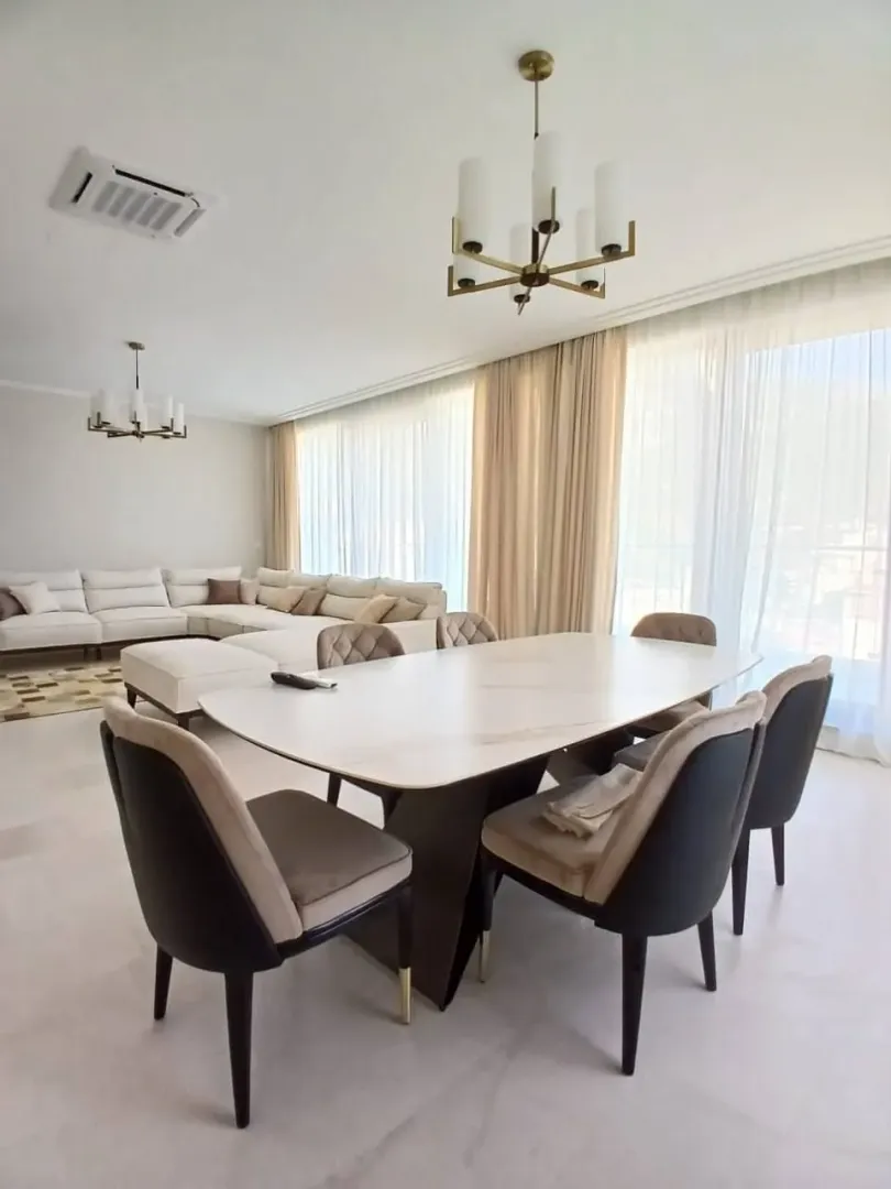 Sale, three bedroom apartment, 198m², Bečići, Budva