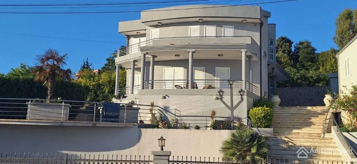 Prodaja, kuća, 180m², Bar, Crna Gora