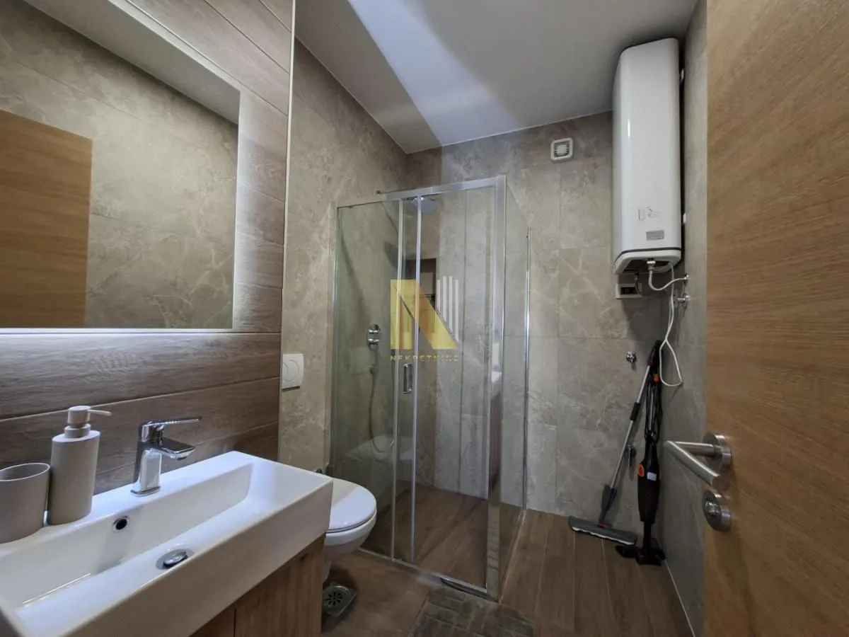 Izdavanje, dvosoban stan, 43m², Slana Bara, Novi Sad Sve Podlokacije