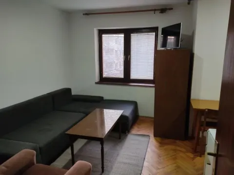 Rent, studio apartment, 26m², Jagodnjak, Paraćin - image 1