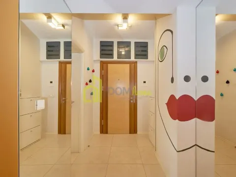 Izdavanje, trosoban stan, 190m², Budva, Crna Gora - image 14