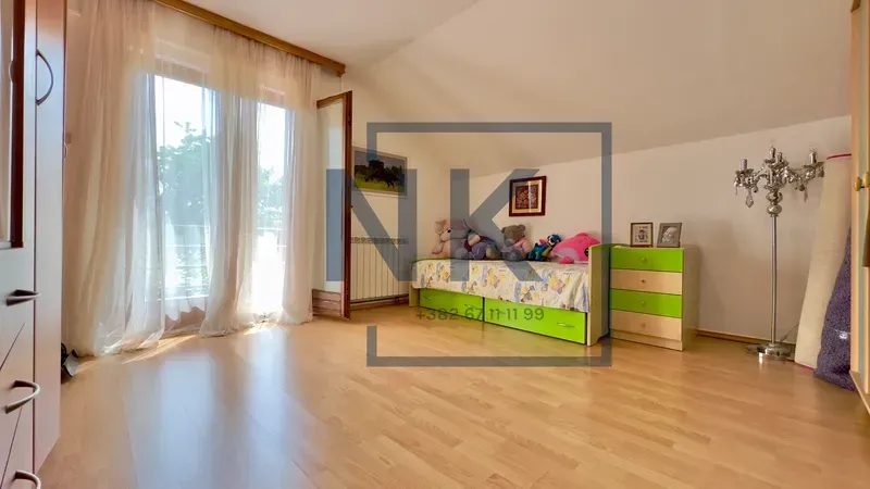 Prodaja, kuća, 250m², Donja Gorica, Podgorica