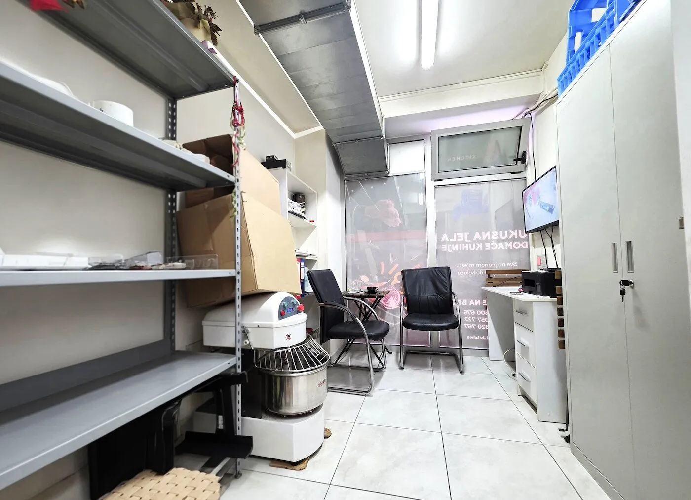 Sale, office space, 43m², City Kvart, Podgorica