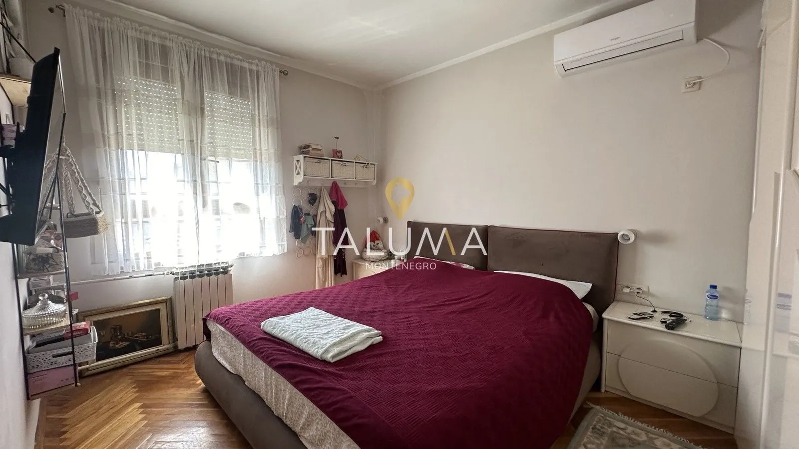 Sale, house, 405m², Stari Aerodrom, Podgorica