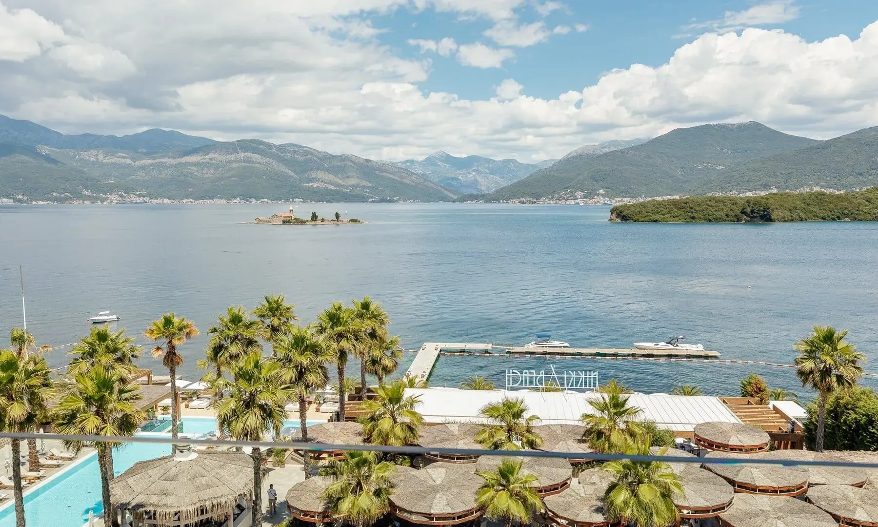 Prodaja, dvosoban stan, 190m², Kotor, Crna Gora