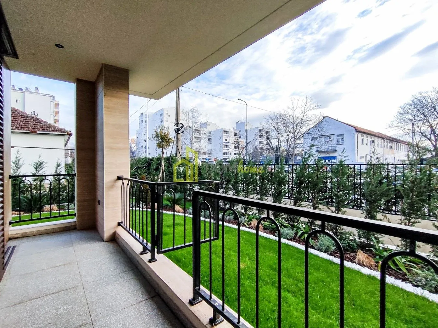 Prodaja, trosoban stan, 137m², Centar, Podgorica