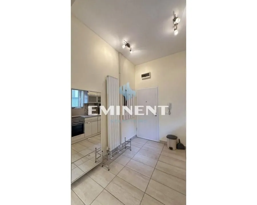 Rent, apartment, 38m², Stari Grad, Beograd