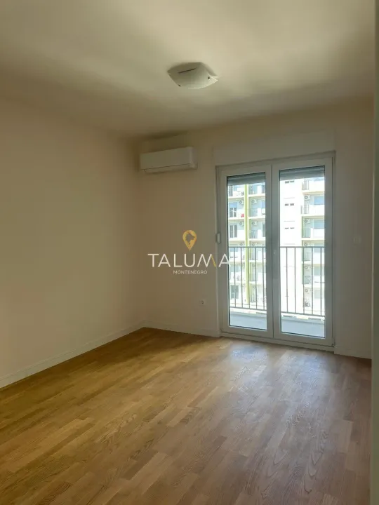 Rent, one bedroom apartment, 39m², Pobrežje, Podgorica