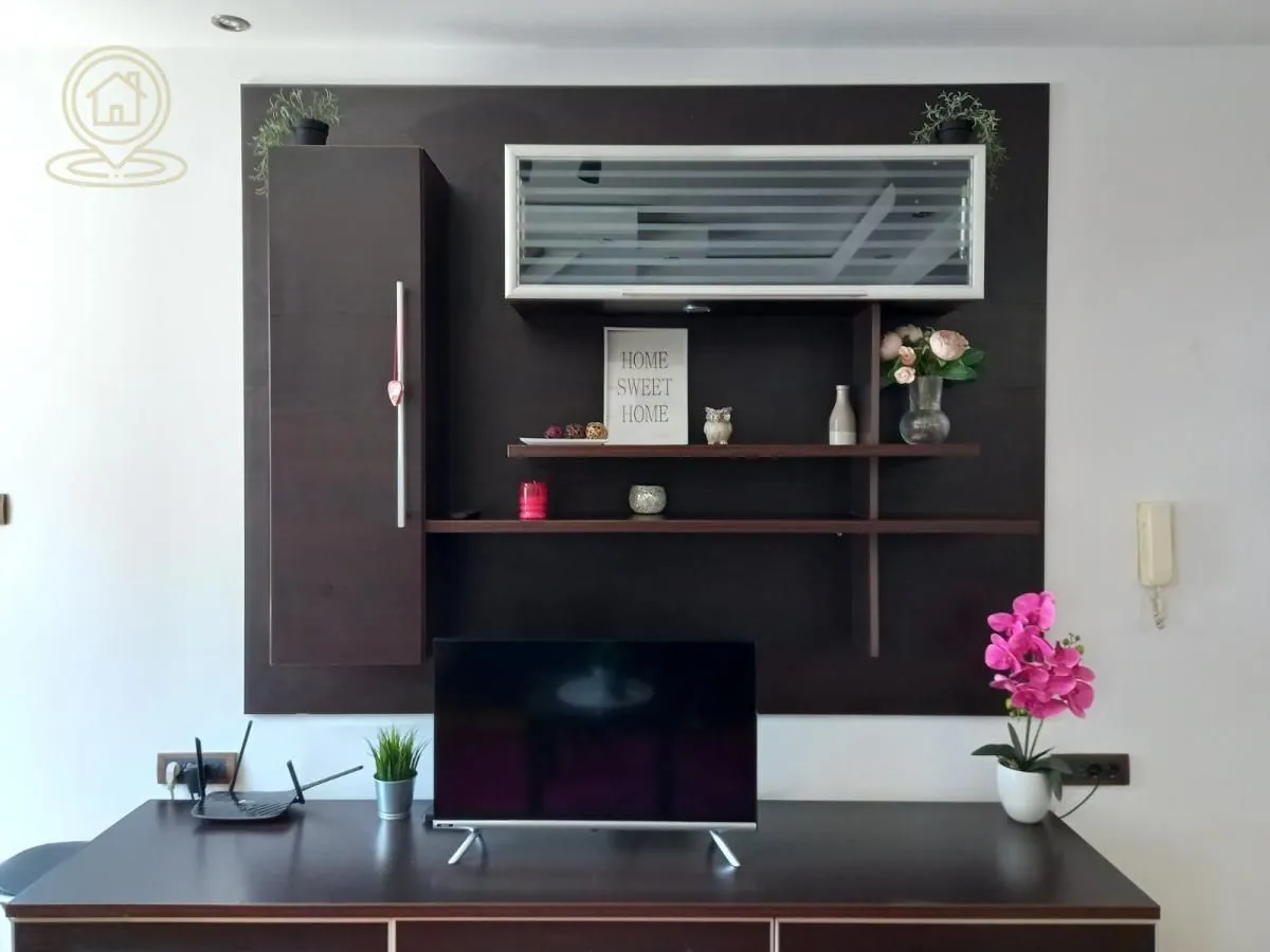 Izdavanje, jednosoban stan, 46m², Bulevar Oslobodjenja, Novi Sad Sve Podlokacije