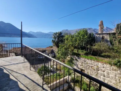Sale, house, 136m², Dobrota, Kotor