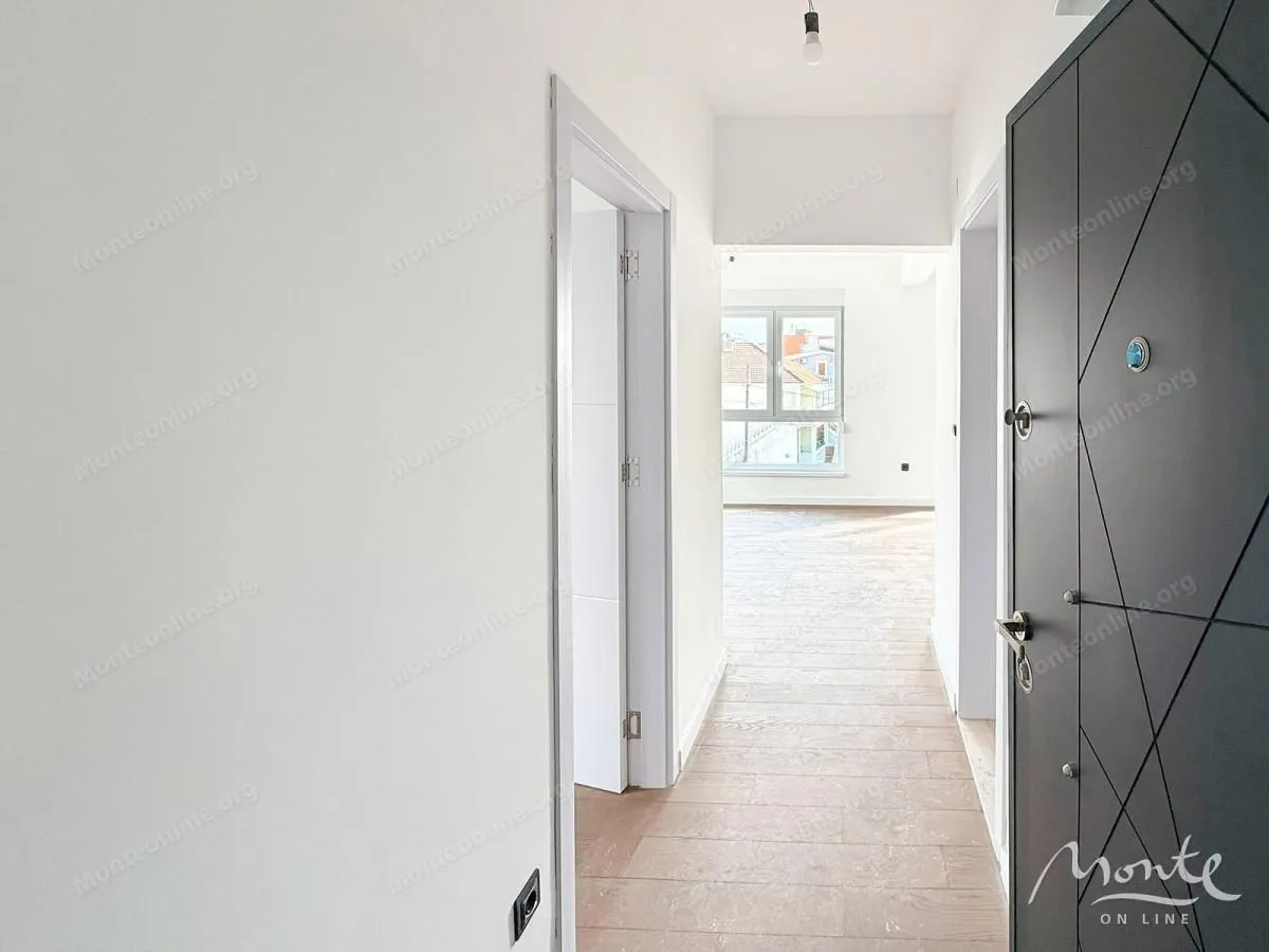 Prodaja, jednosoban stan, 44m², Donja Lastva, Tivat