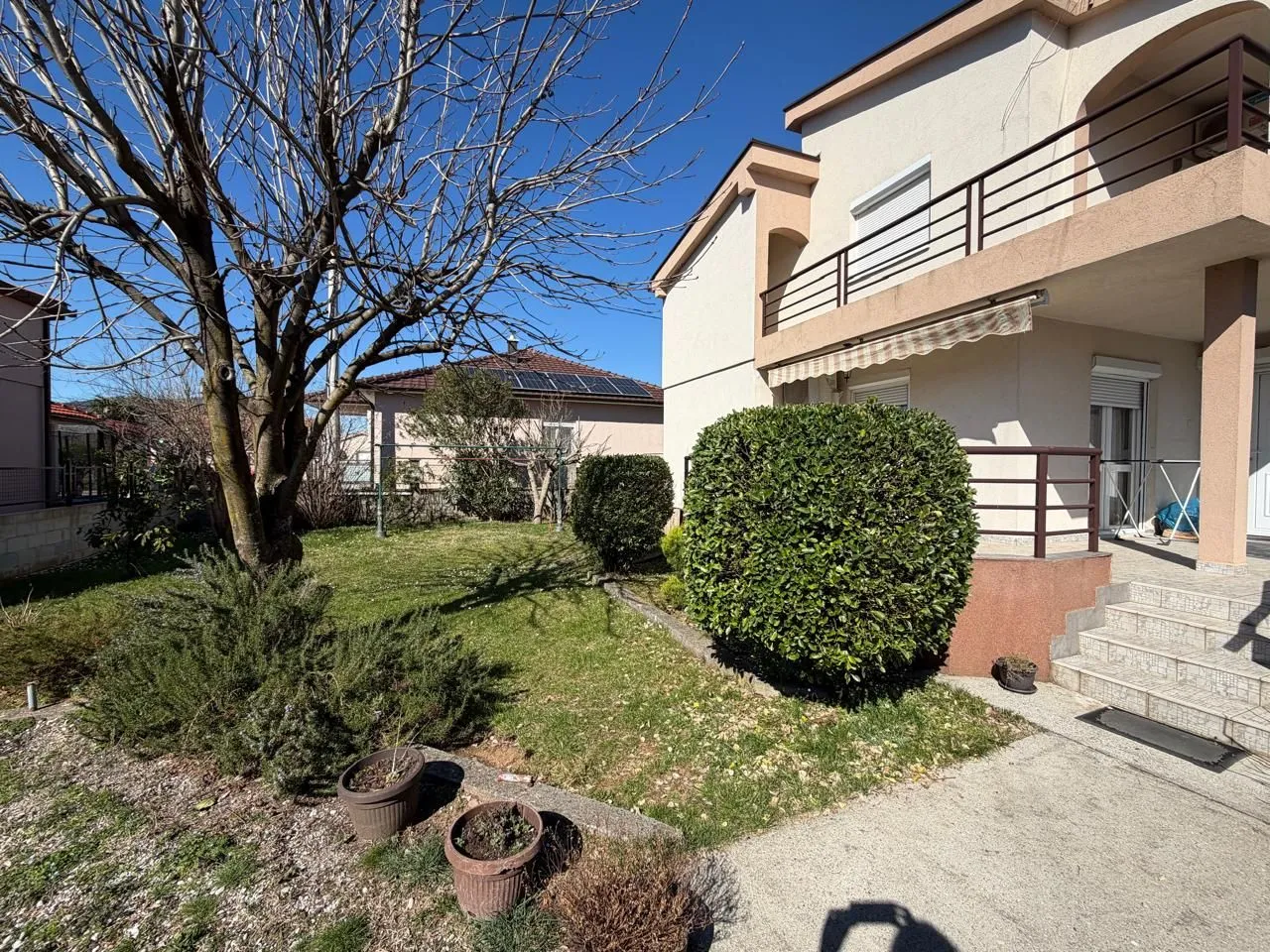 Sale, house, 164m², Gornja Gorica, Podgorica