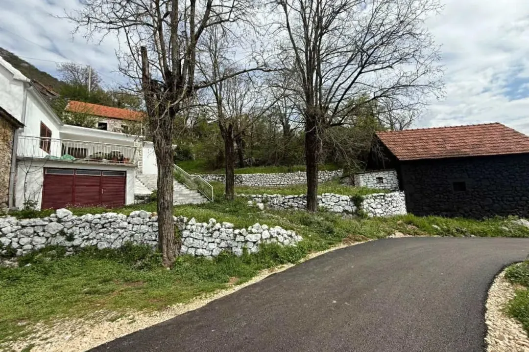 Sale, house, 75m², Nikšić, Crna Gora