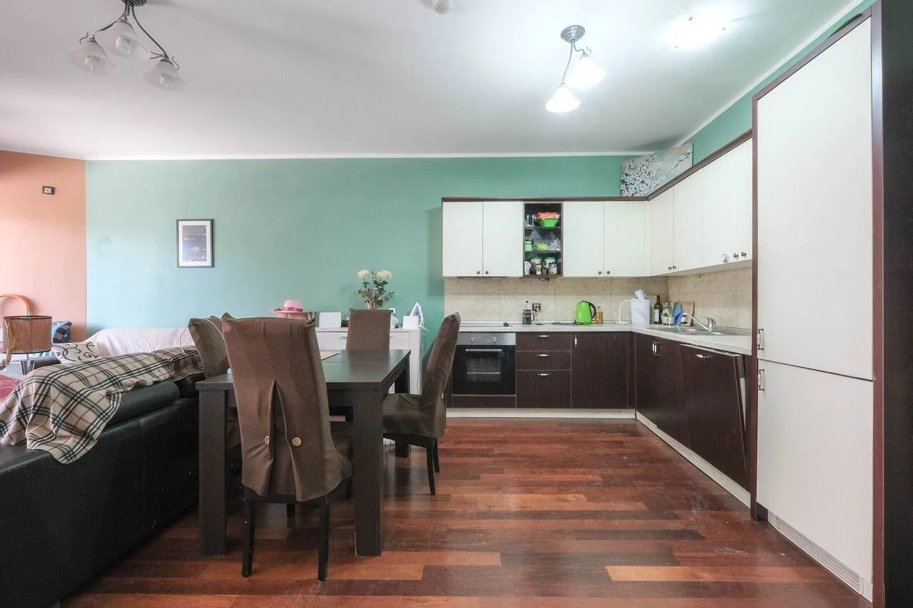 Prodaja, dvosoban stan, 85m², Dobrota, Kotor