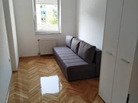 Izdavanje, dvosoban stan, 41m², Nova Detelinara, Novi Sad Sve Podlokacije - image 2