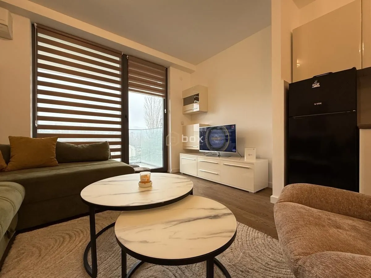 Prodaja, garsonjera, 33m², Medijana, Niš