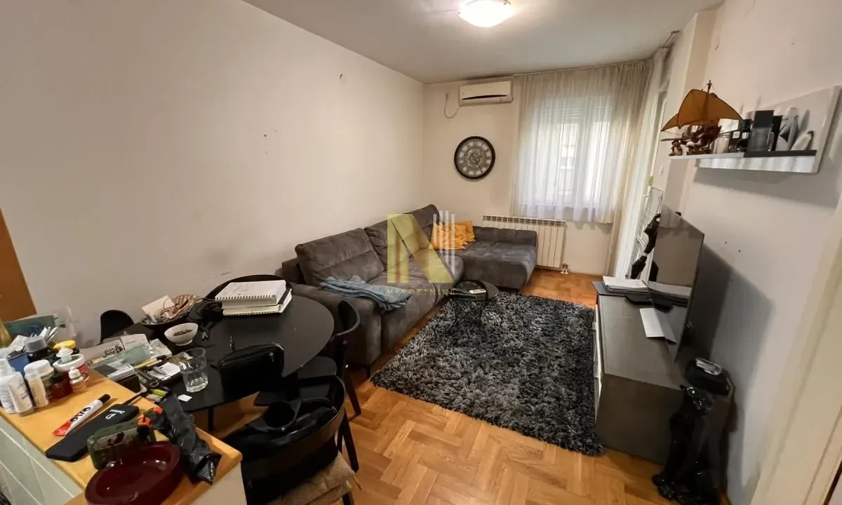 Prodaja, jednosoban stan, 37m², Grbavica, Novi Sad Sve Podlokacije
