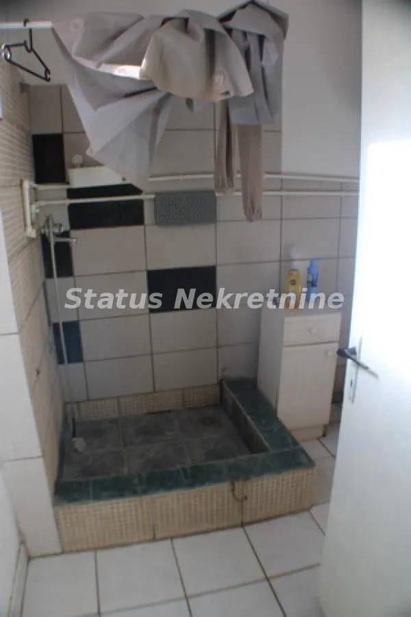 Prodaja, kuća, 226m², Bačka Topola, Srbija