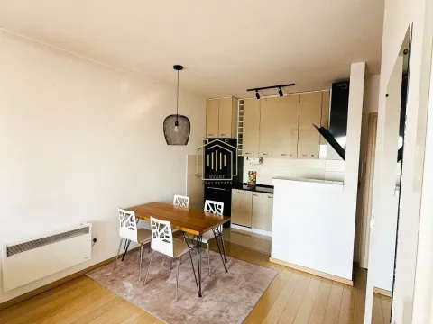 Prodaja, jednosoban stan, 44m², City Kvart, Podgorica - image 12