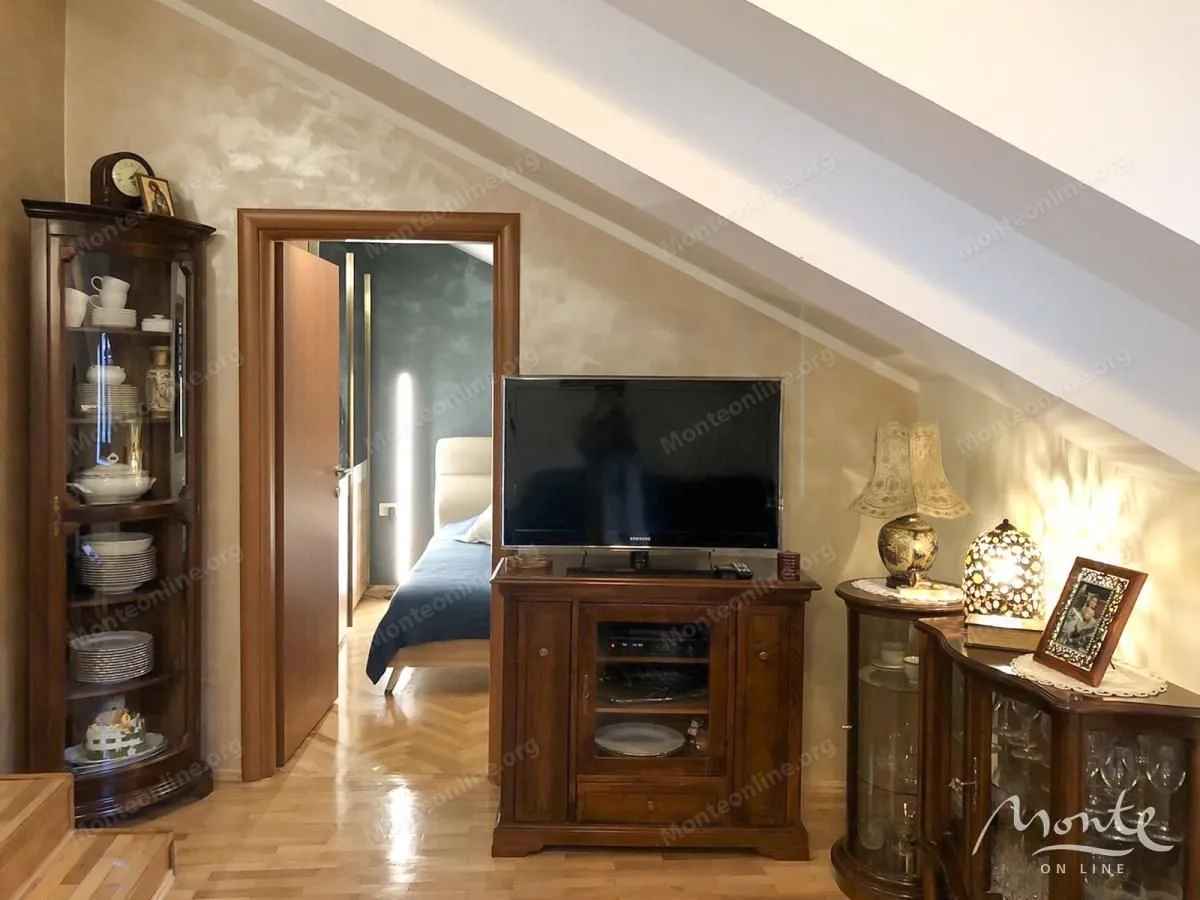 Prodaja, dvosoban stan, 50m², Grad, Kotor